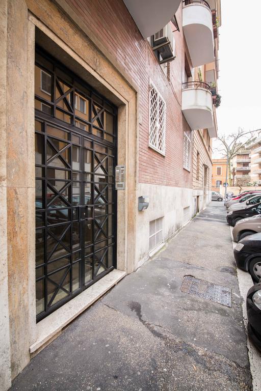 Appartamento Prat Рим Екстериор снимка
